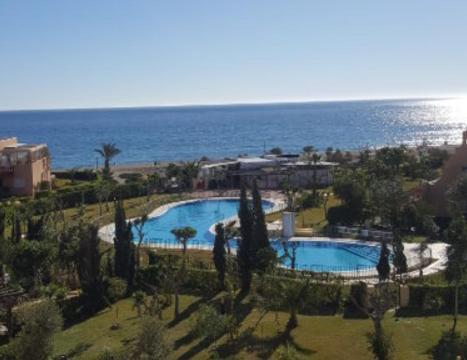 Natura Mediterranea Estudio Naturista Primera Linea Con Piscina