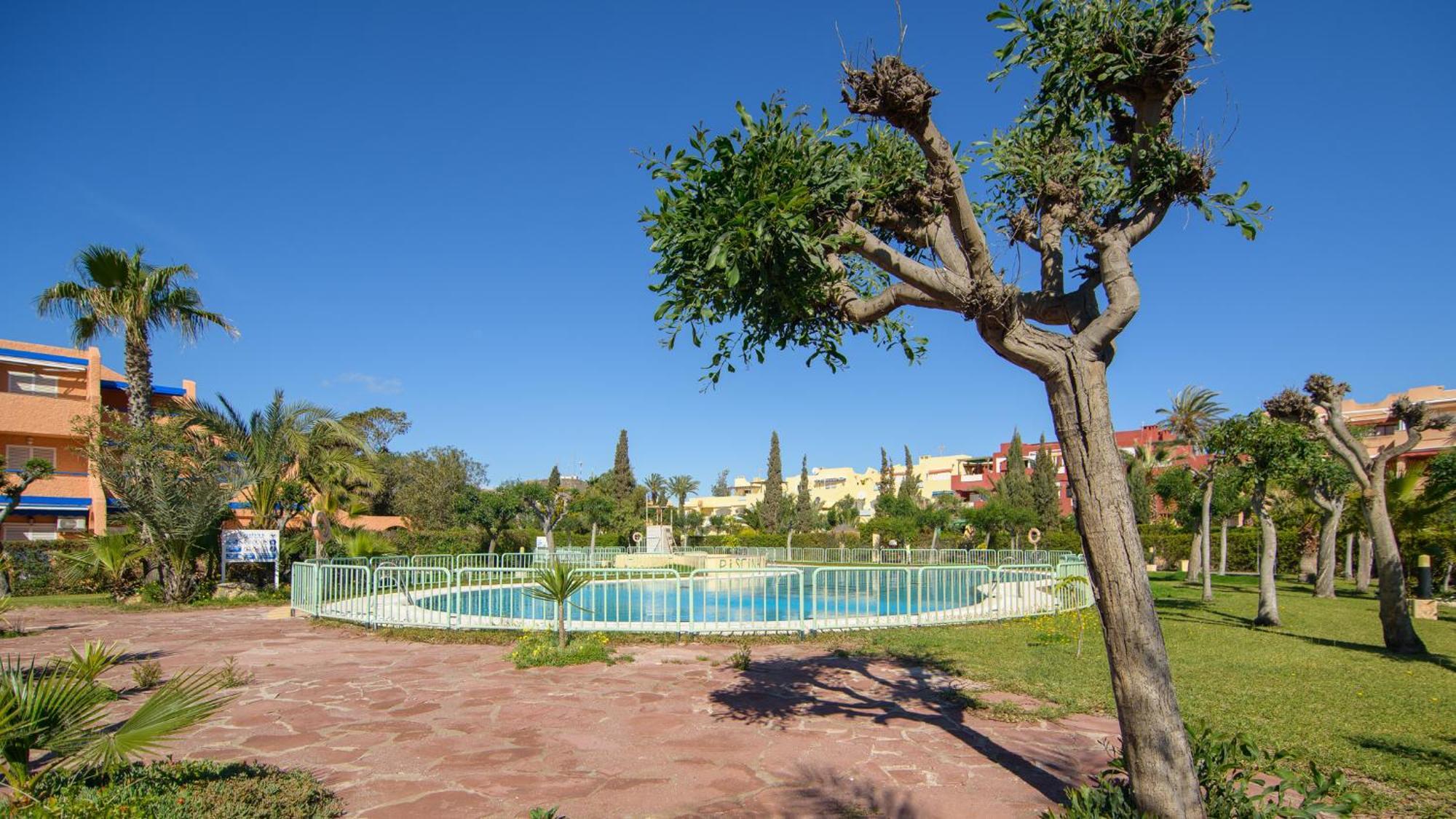 Natura Mediterranea Estudio Naturista Primera Linea Con Piscina *