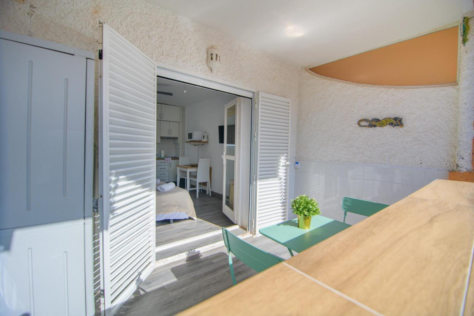 Natura Mediterranea Estudio Naturista Primera Linea Con Piscina Apartament